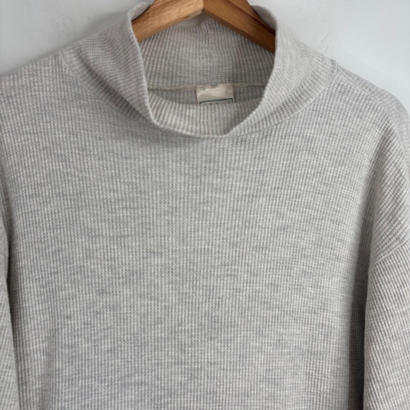 VTG LL Bean Waffle Turtleneck L USA Fisherman Minimalist Oatmeal Sweatshirt - Picture 2 of 9